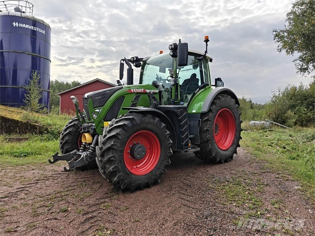 Fendt 718 Gen6 Трактори