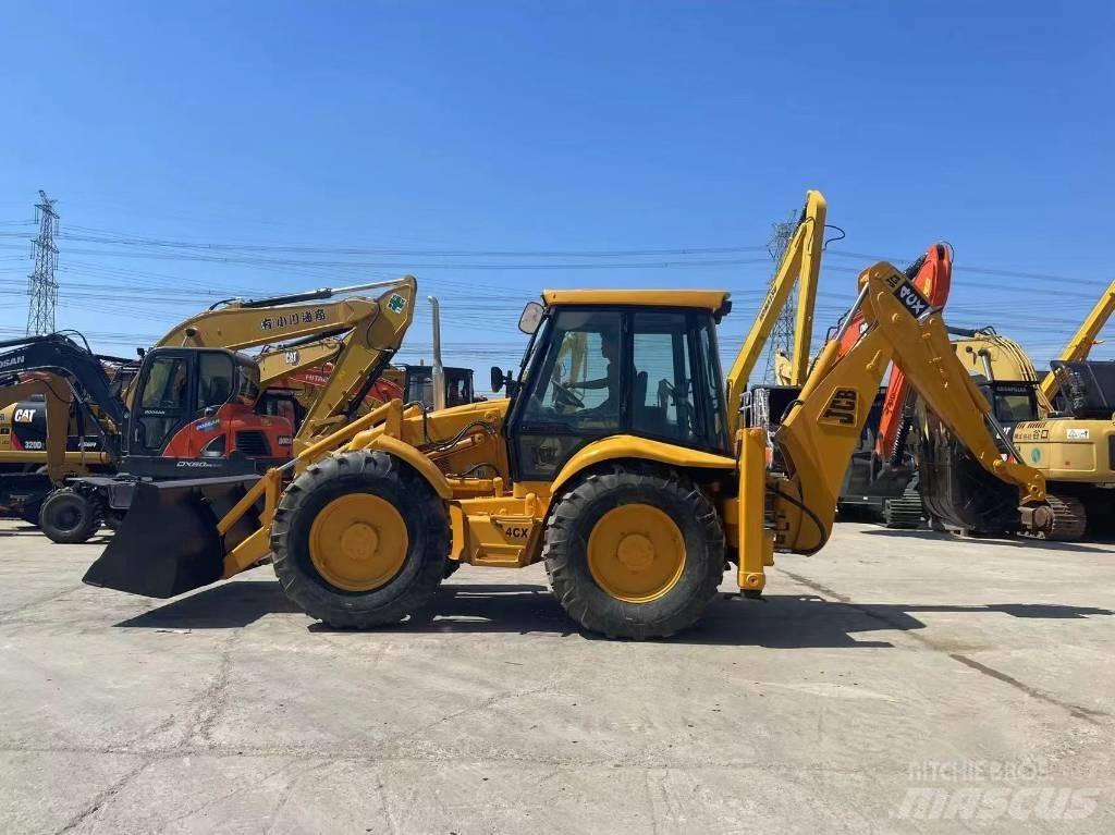 JCB 4 CX Екскаватори-навантажувачі