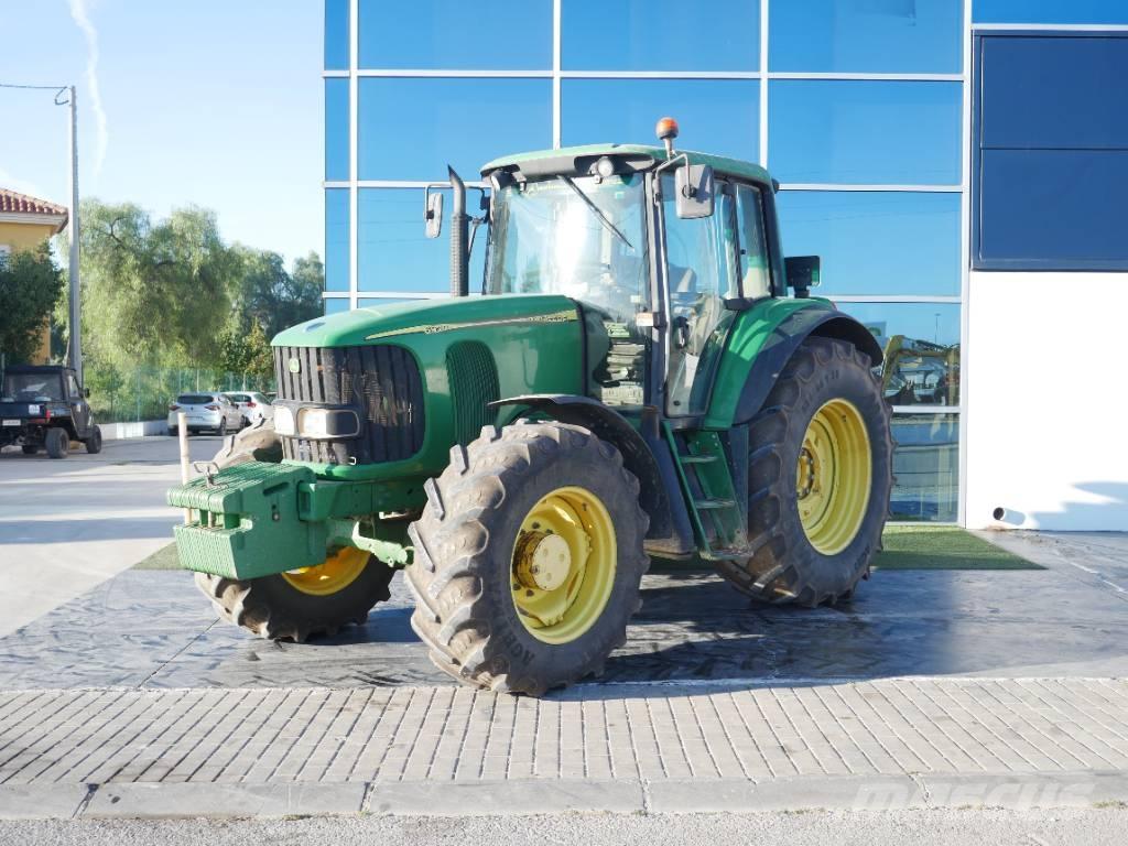 John Deere 6920 Трактори