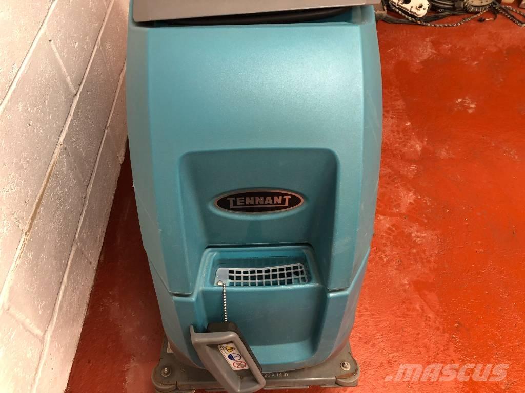 Tennant T300 Підлогомиючі машини