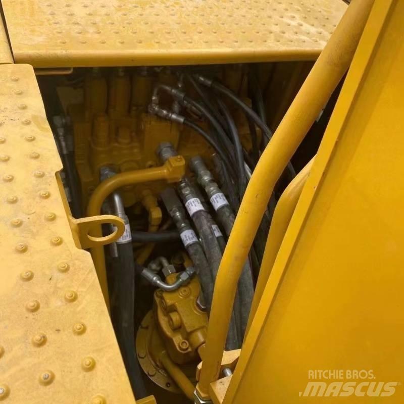 CAT 312 Гусеничні екскаватори