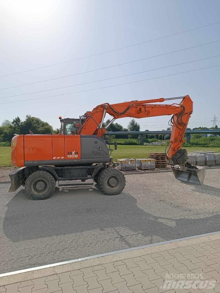 Hitachi ZX 190 W-3 Колісні екскаватори