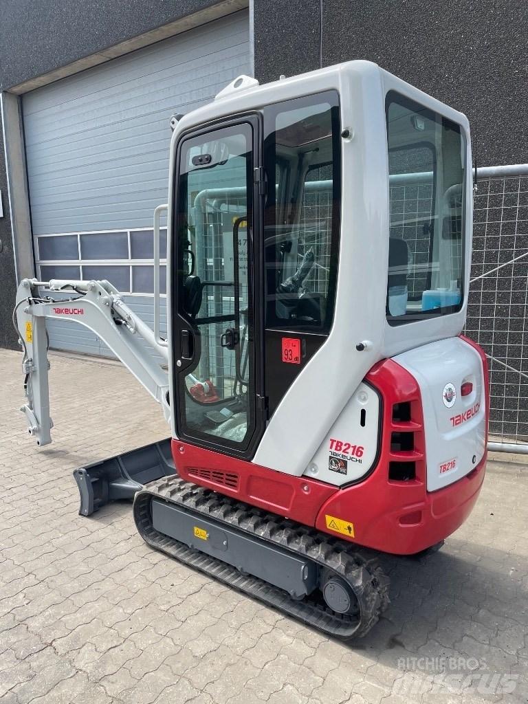 Takeuchi TB216 Міні-екскаватори < 7т