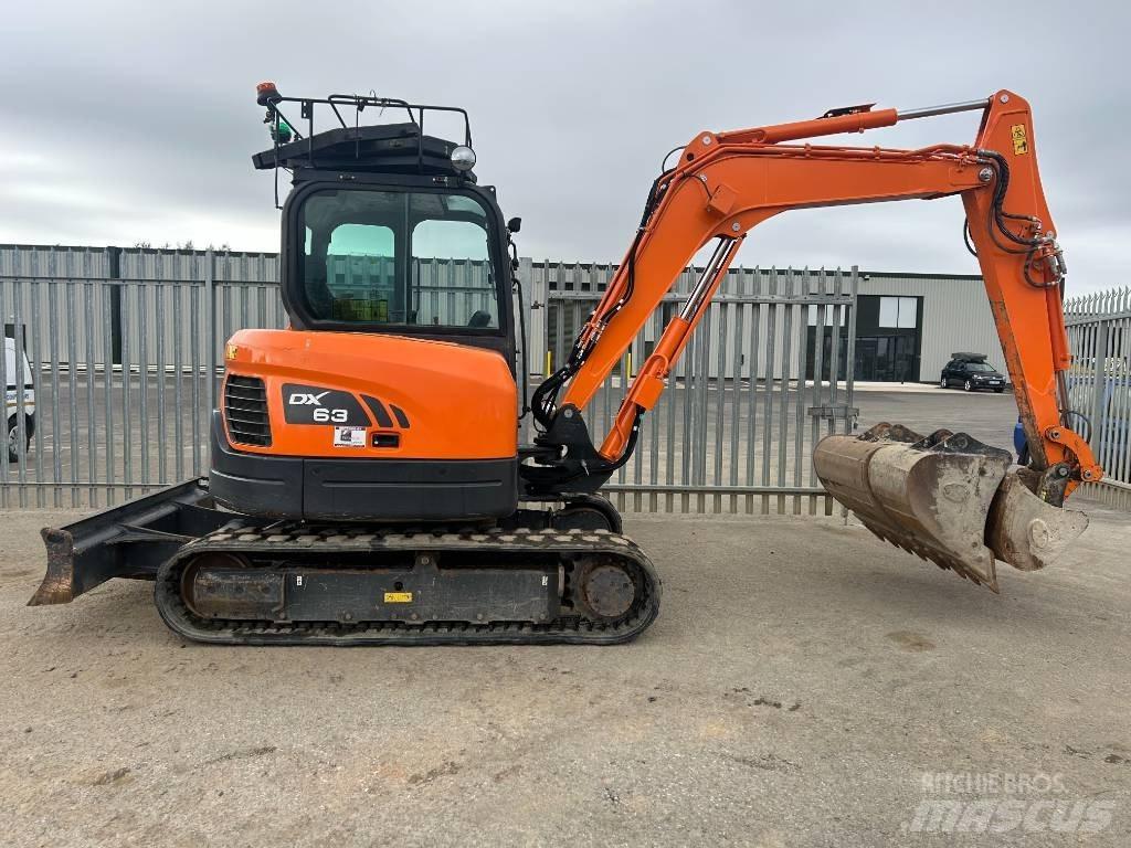 Doosan DX 63-3 Гусеничні екскаватори