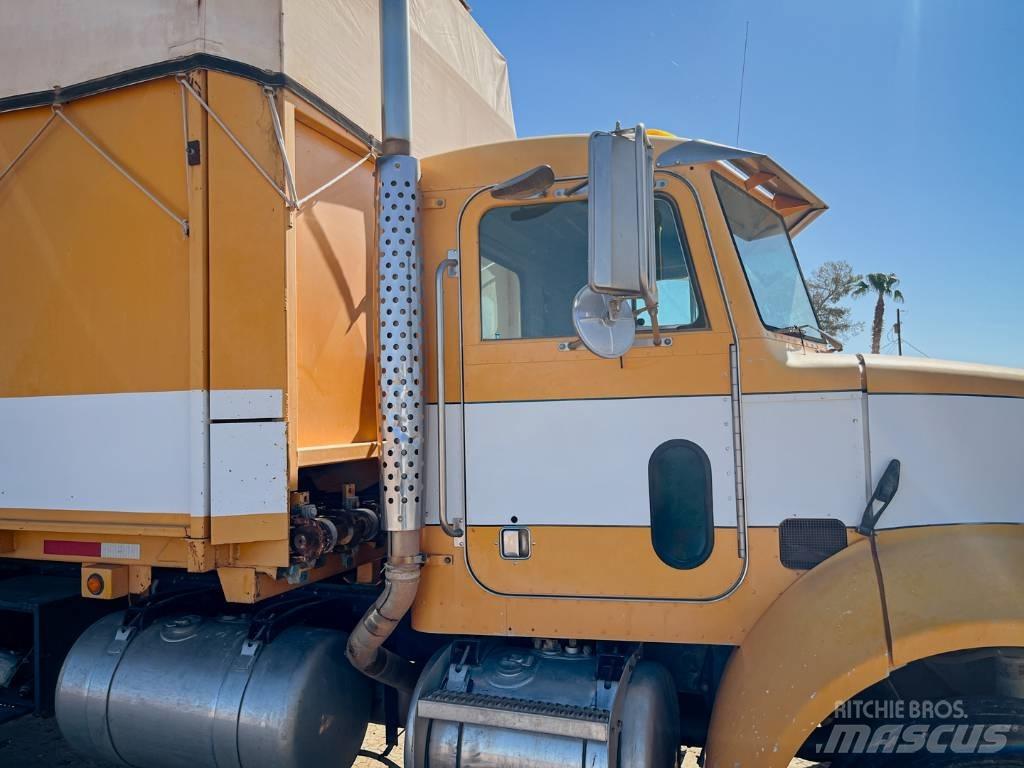 Peterbilt 330 Вантажівки / спеціальні