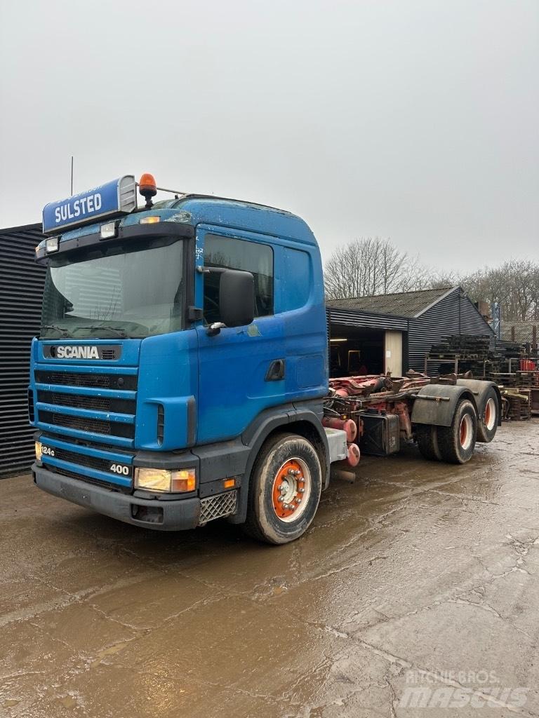 Scania 124 Вантажівки з гаковим підйомом