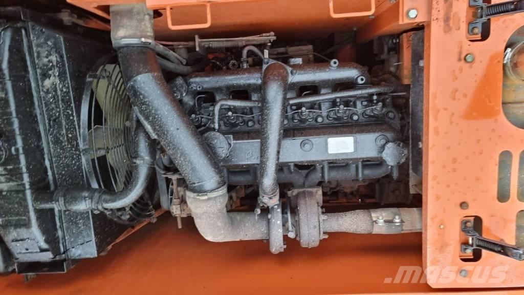 Daewoo SL130LC-V Гусеничні екскаватори