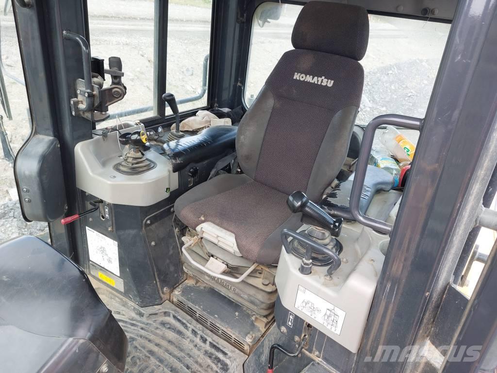 Komatsu D61PX-24 Гусеничні бульдозери