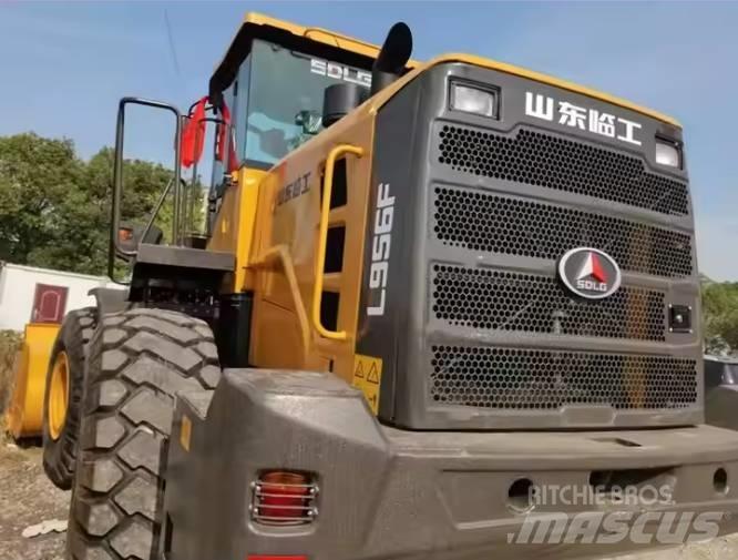 SDLG 956F Фронтальні навантажувачі