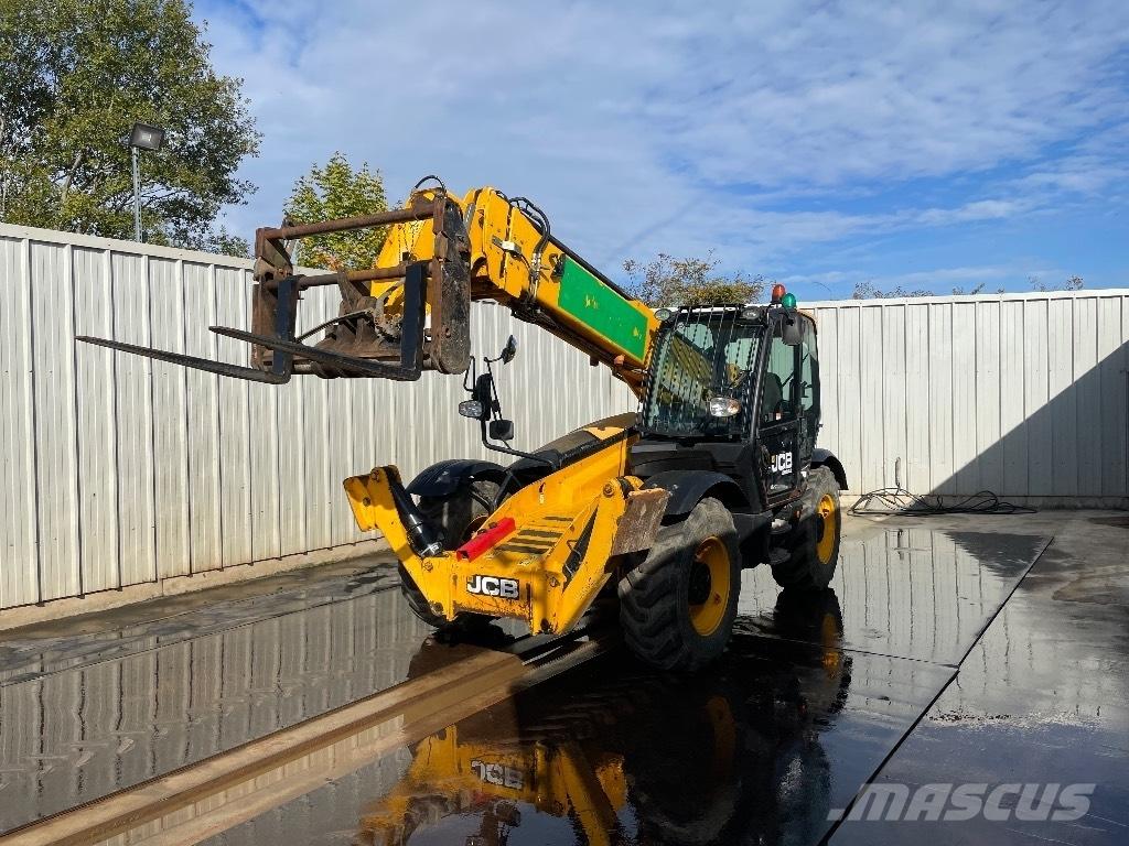 JCB 540-140 Hi Viz Телескопічні навантажувачі