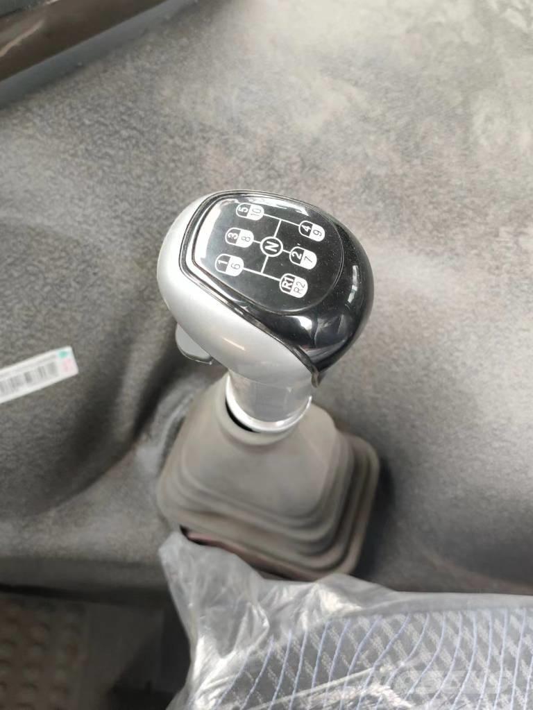 Howo 371 8x4 Самоскиди