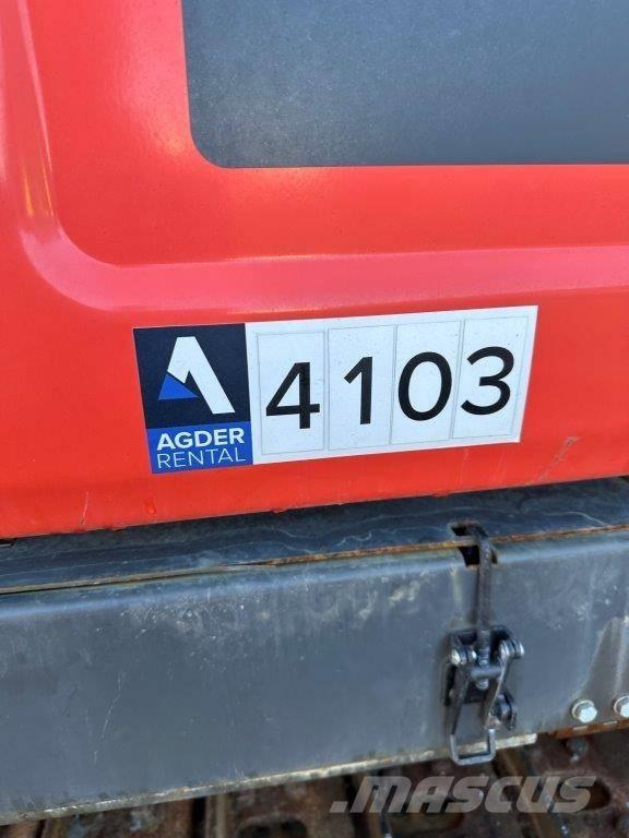 Sandvik DX 800I Свердлильні установки