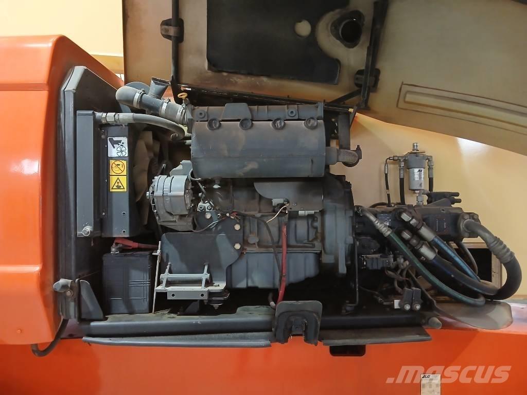 JLG 800 AJ Колінчаті підйомники