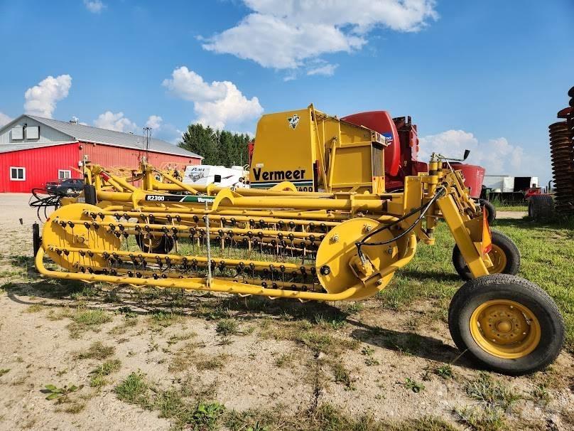 Vermeer R2300 Граблі і сінозворушувачі