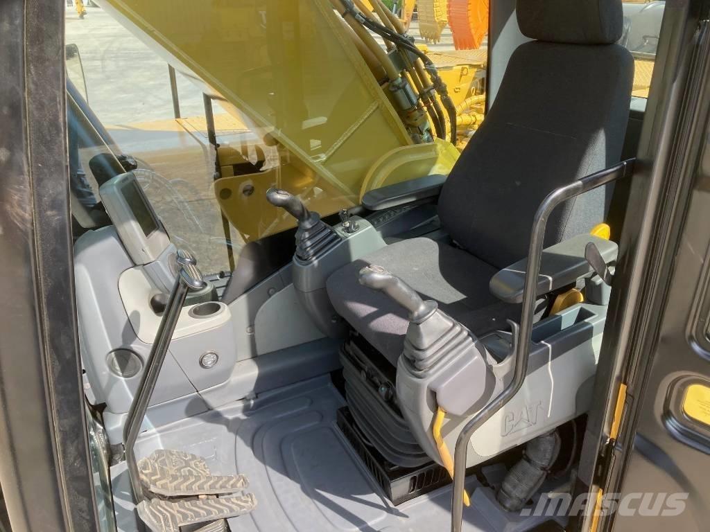 CAT 330 D L Гусеничні екскаватори