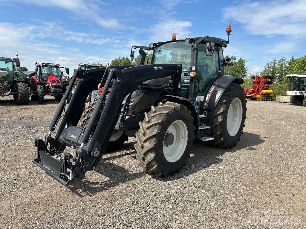 Valtra G 135 A Трактори