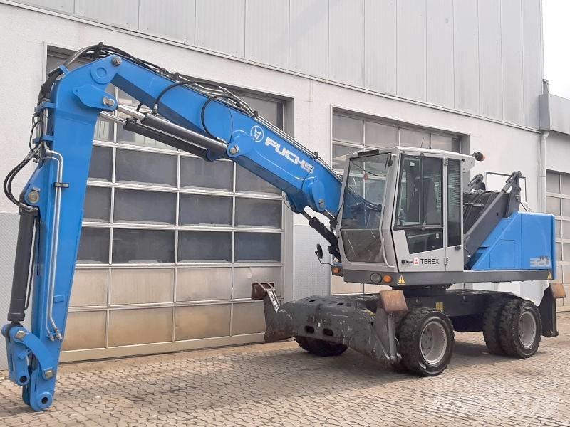 Fuchs MHL 320 F Перевантажувачі металобрухту/промислові навантажувачі