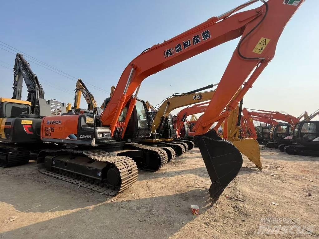 Hitachi ZX 160 Гусеничні екскаватори