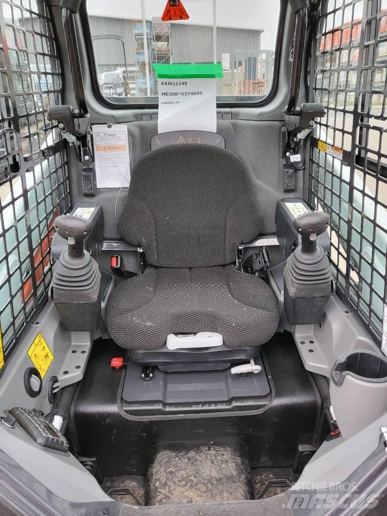 Bobcat T 450 Міні-навантажувачі