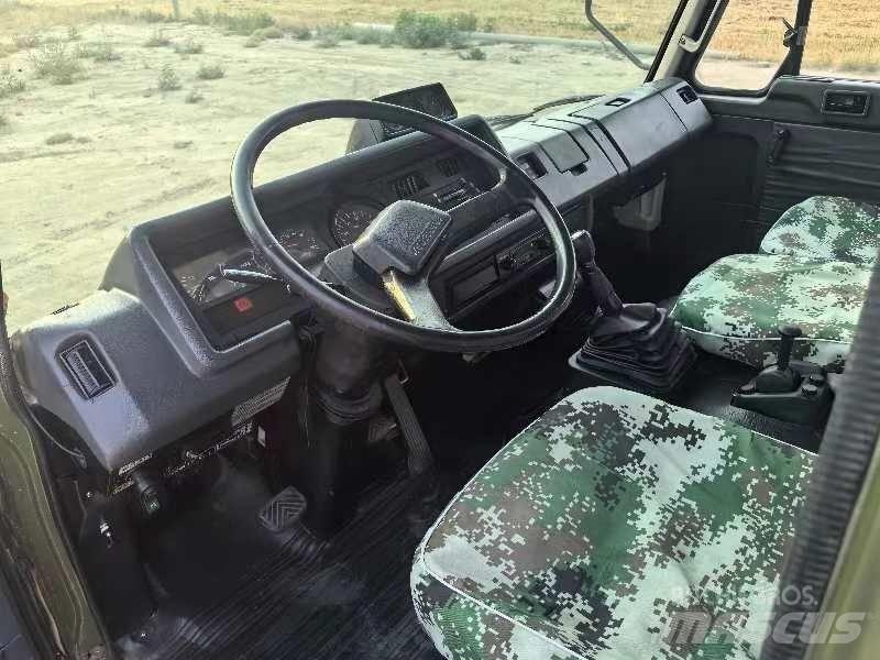 Dongfeng 375 Поливальні машини