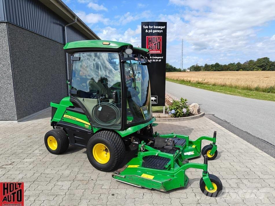 John Deere 1585 Самохідні газонокосарки