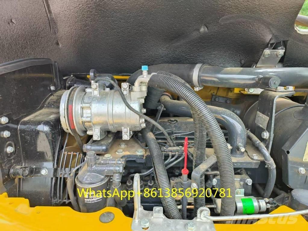 Komatsu PC 78 US Гусеничні екскаватори