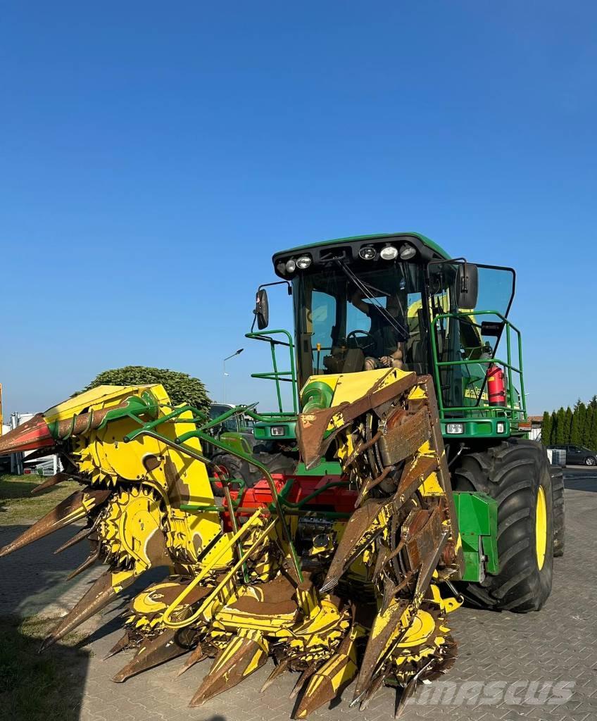 John Deere 7300 Кормозбиральні комбайни
