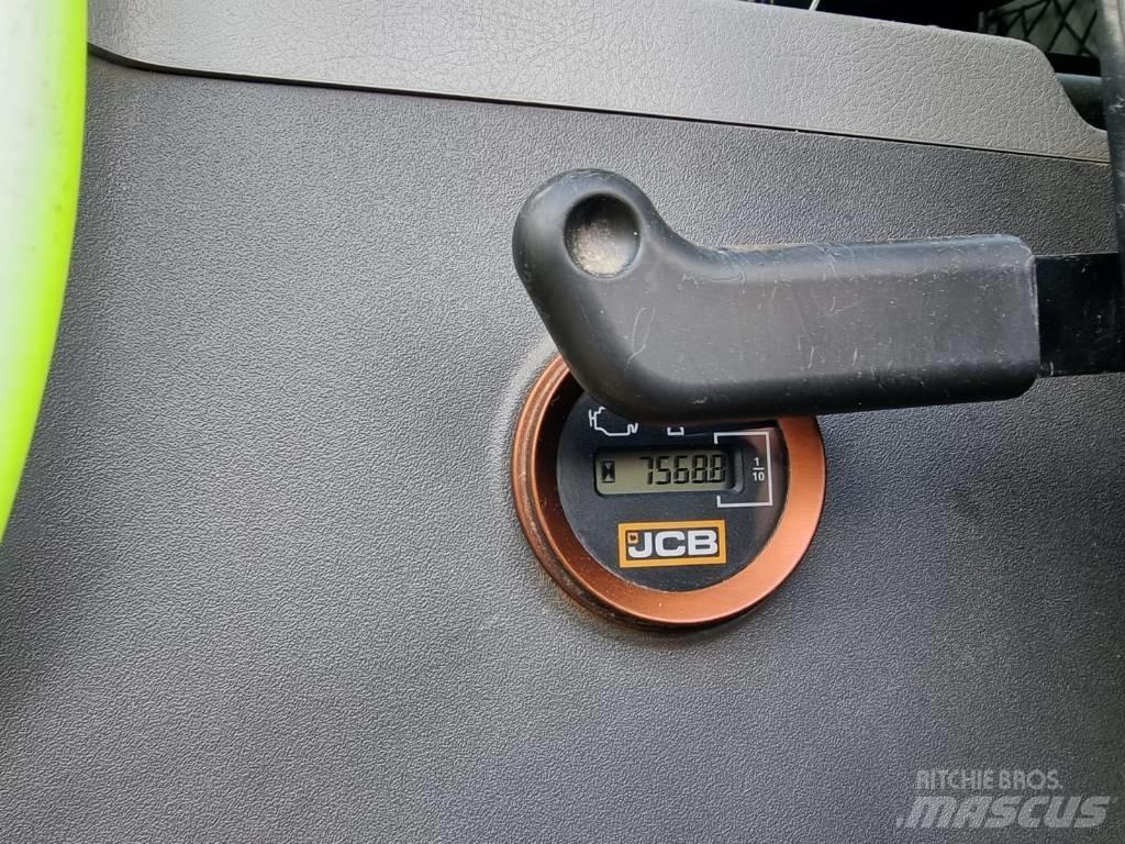 JCB 220 X Гусеничні екскаватори
