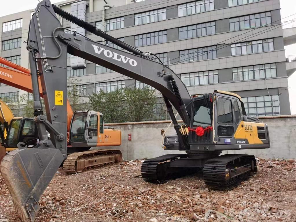 Volvo EC 210 Гусеничні екскаватори
