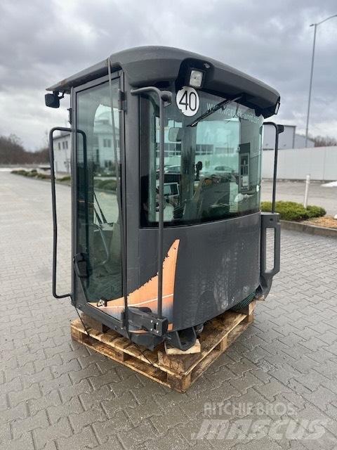 CASE 721 F USED CAB Кабіна