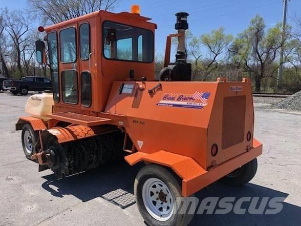 Broce RCT 350 Підмітальні машини