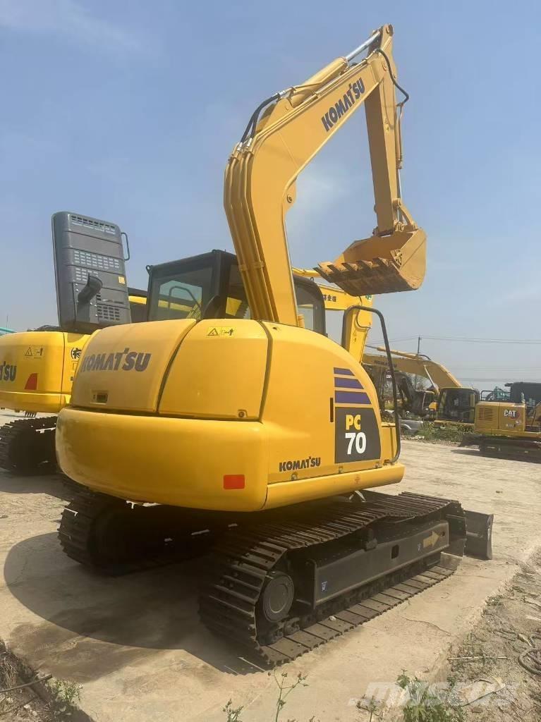 Komatsu PC 70 Гусеничні екскаватори