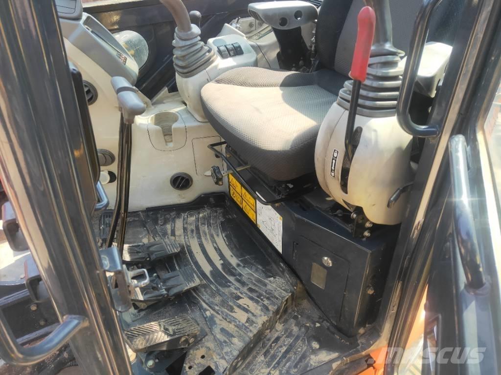 Hitachi ZX55USR-5A Міні-екскаватори < 7т