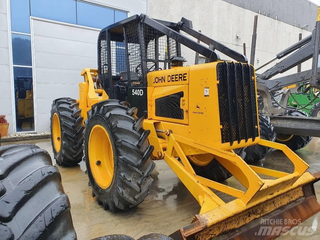 John Deere 540 D Трельовочні трактора