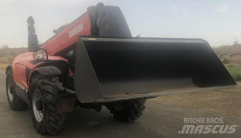 Manitou MT 1335 Телескопічні навантажувачі