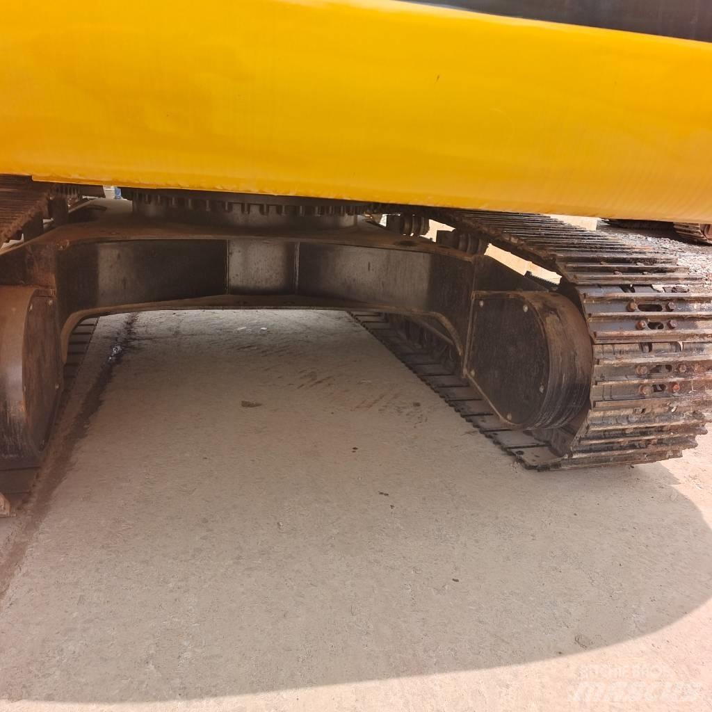 CAT 336D2L Гусеничні екскаватори