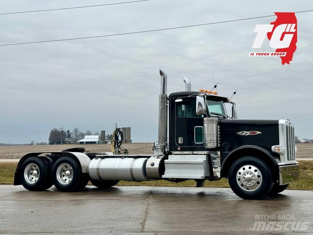 Peterbilt 389 Тягачі