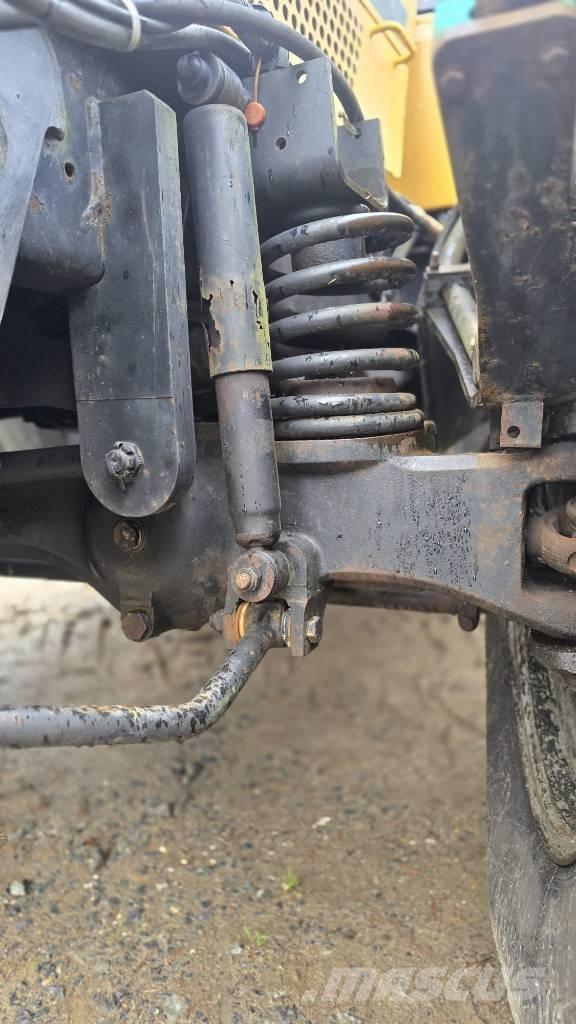 JCB Fastrac 155 Трактори