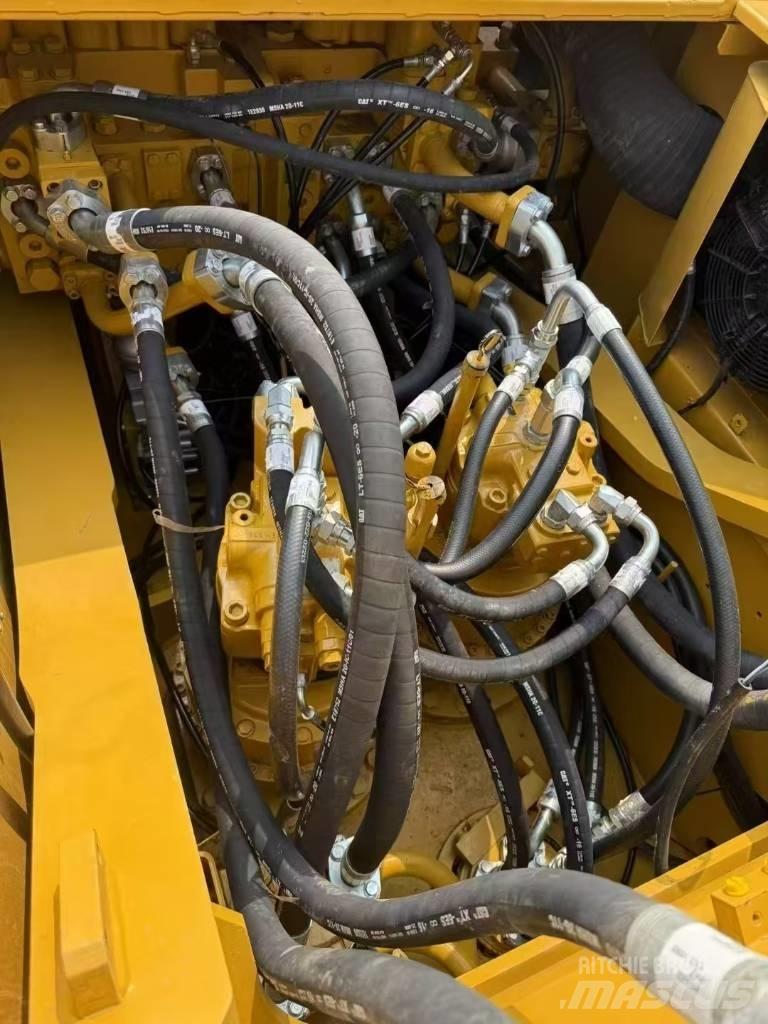 CAT 349 D L Гусеничні екскаватори