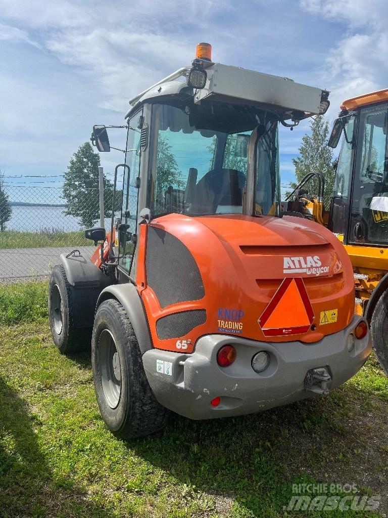 Atlas Weycor AR 65 e Фронтальні навантажувачі