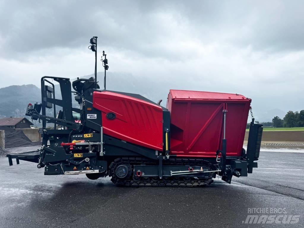 Bomag BF200C-2 Асфальтовкладачі
