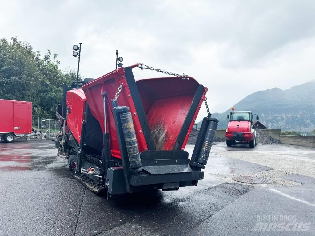 Bomag BF200C-2 Асфальтовкладачі