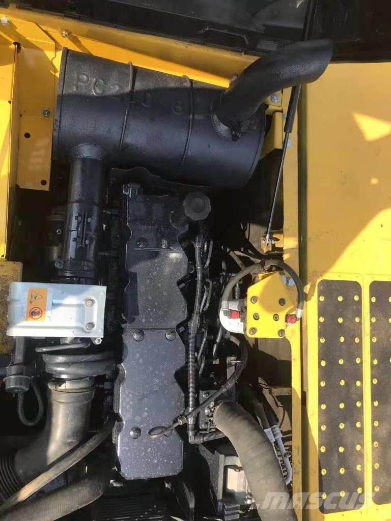 Komatsu pc220-8 Гусеничні екскаватори