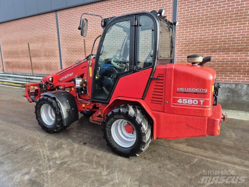 Schäffer 4580T Багатофункціональне обладнання для вантажних і землекопальних робіт