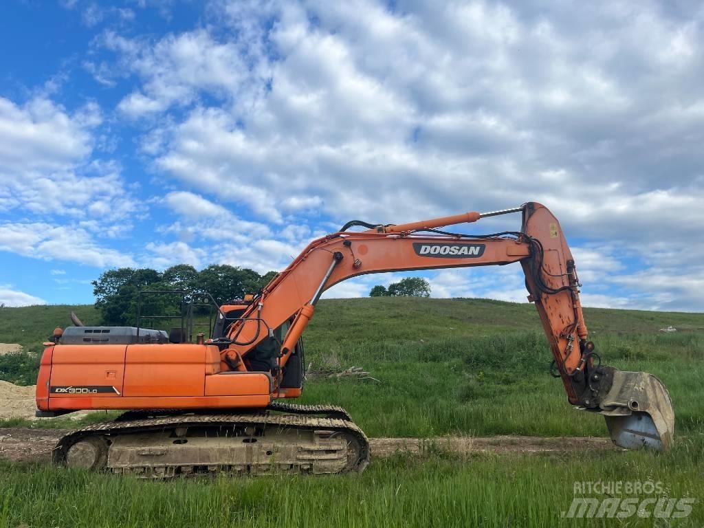 Doosan DX 300 LC Гусеничні екскаватори