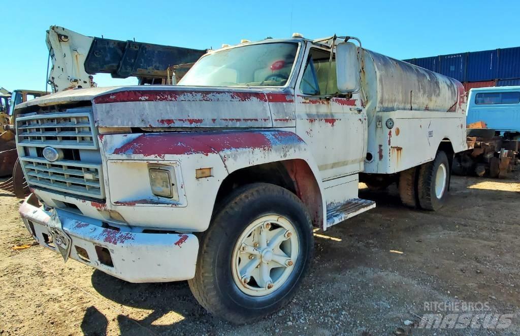 Ford F 600 Вантажівки-цистерни