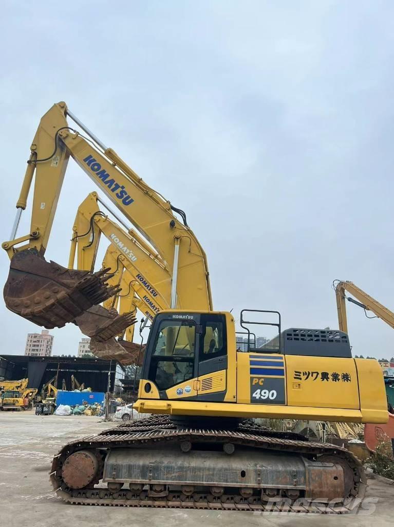 Komatsu PC490-10 Гусеничні екскаватори
