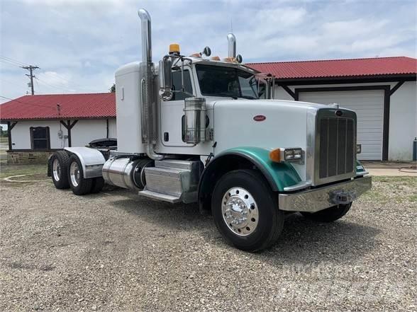 Peterbilt 367 Тягачі