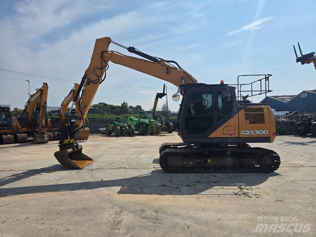 CASE CX130D Гусеничні екскаватори