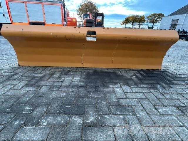  Dozerblad Neuwe Леміші